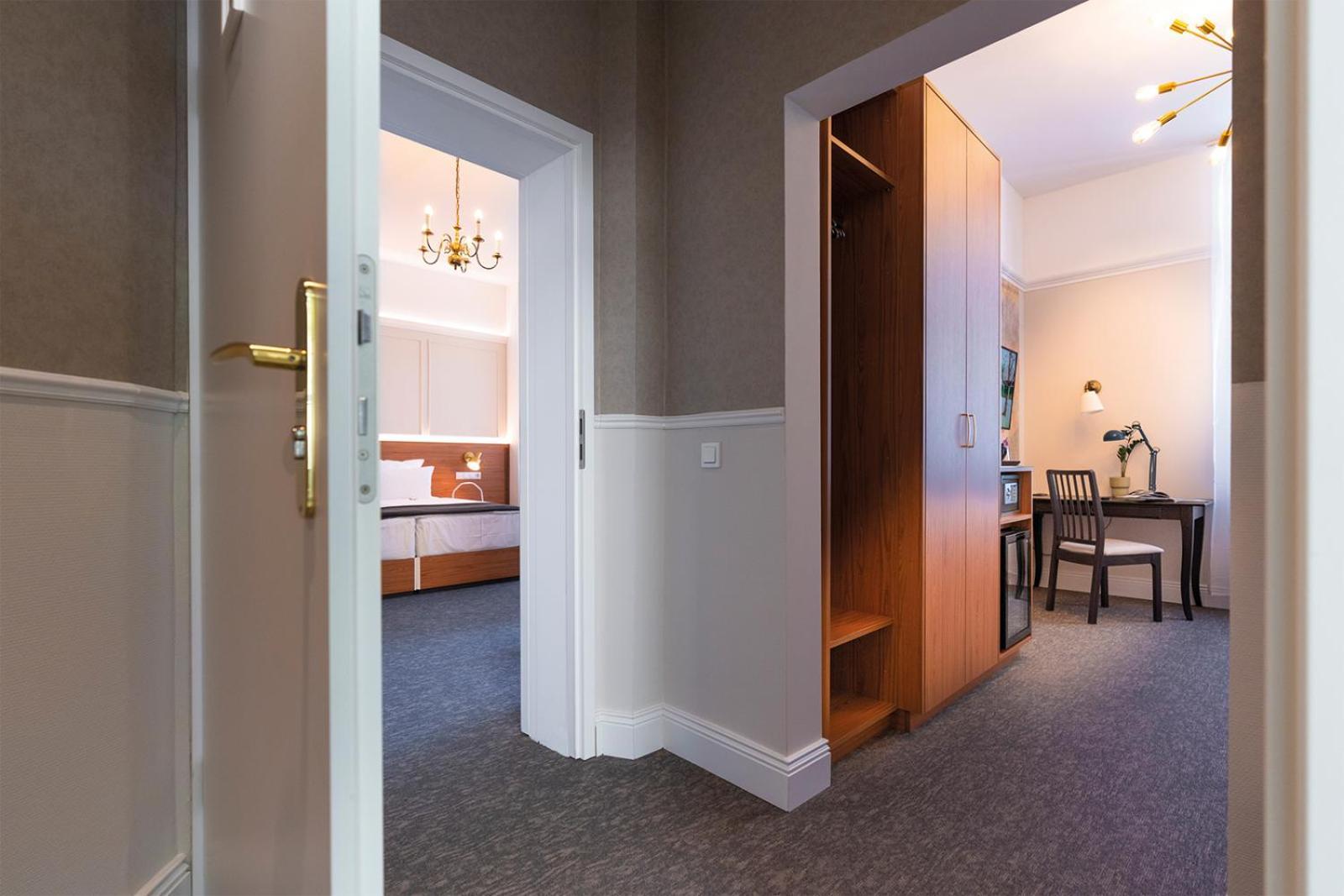 Double or Twin Room Annex