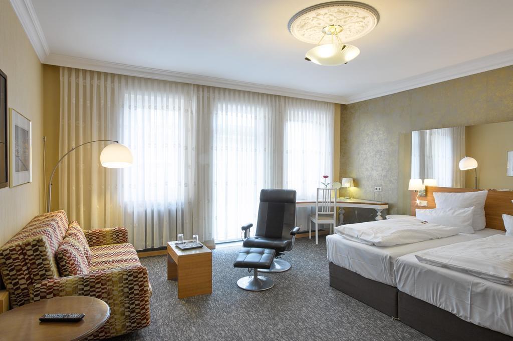 Deluxe Double or Twin Room