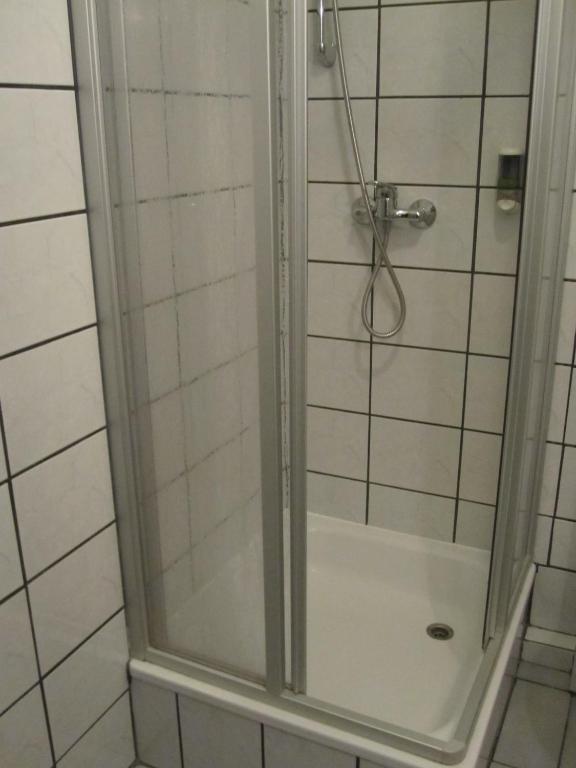 Budget Single Room,981243823:JPEG